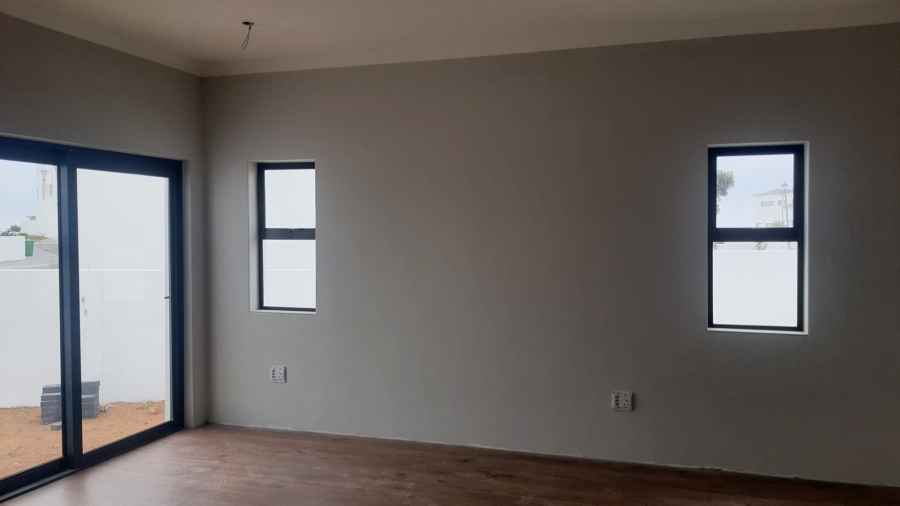 3 Bedroom Property for Sale in Sandy Point Beach Estate Western Cape
